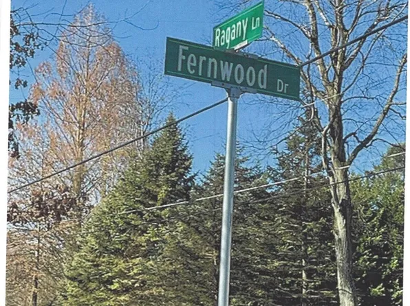 2 Fernwood Dr S, Princeton, NJ 08540