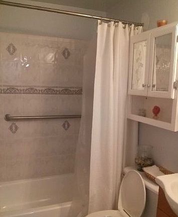 5th image of 6765A Cloverdale Ln #155