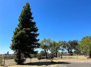 55 Seaman Ln, Paradise, CA 95969