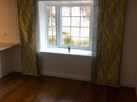 4th image of 822 S Arlington Mill Dr #2-104