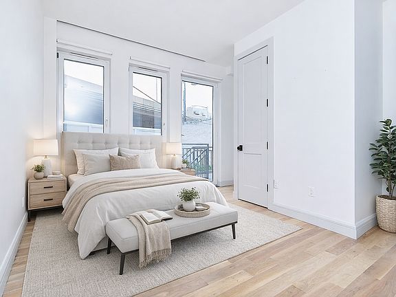 5th image of 56 Frost St #2F