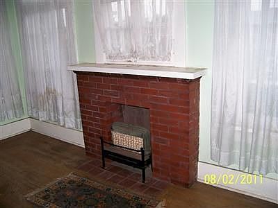 5th image of 33 Conger Ave