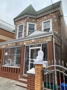 4433 Park Avenue, Bronx, NY, 10457