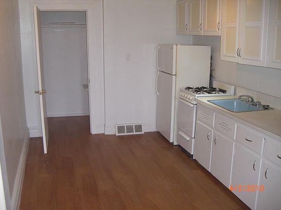 Kitchen w/ large closet