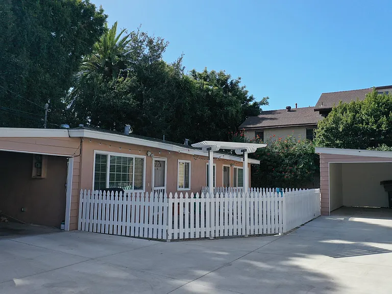 177 Virginia Pl #B — Photo 30