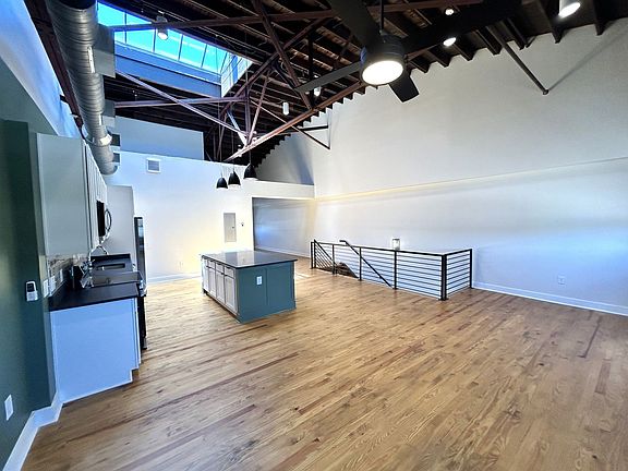 5th image of 805 Martin Luther King Jr Blvd APT 5