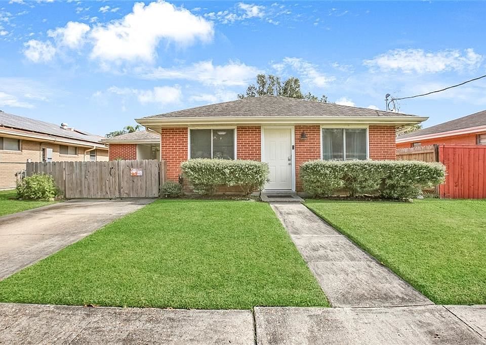 1st image of 2222 Halsey Ave