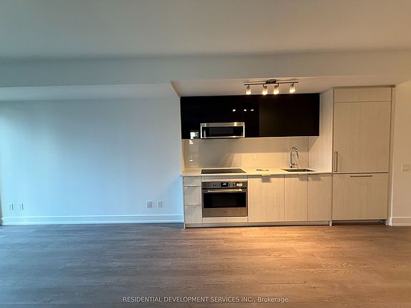 3rd image of 306 Jarvis St #311