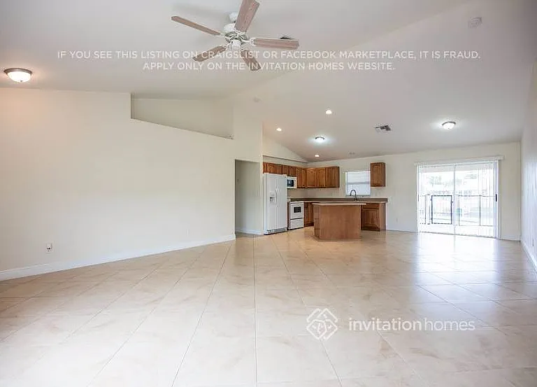 921 NW 3rd Pl — Photo 5