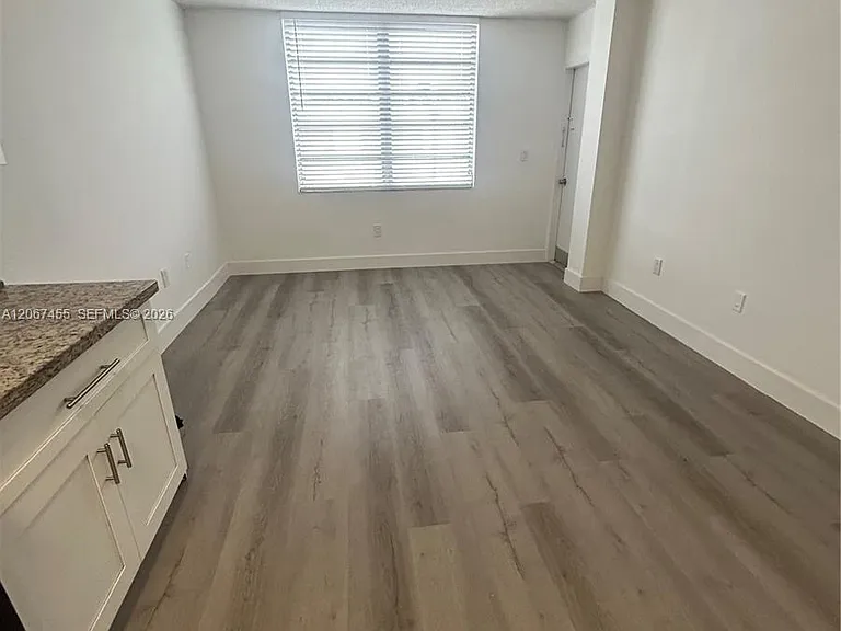 1250 NE 125th St #410C — Photo 12