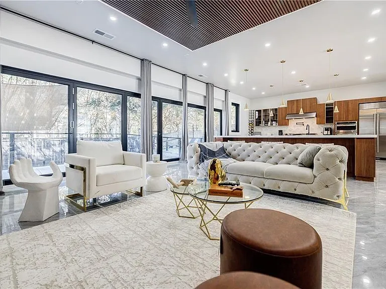 1812 Hunters Gln — Photo 11