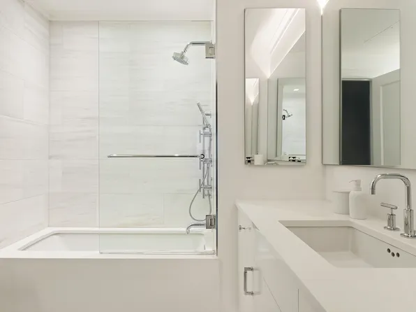 875 Park Avenue image 12 of 12