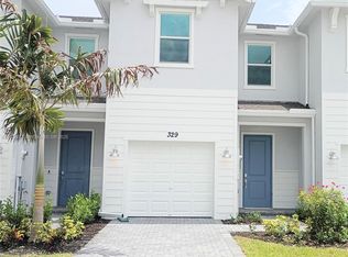 329 SE Crossoak Ln #329, Pt Saint Lucie, FL 34984