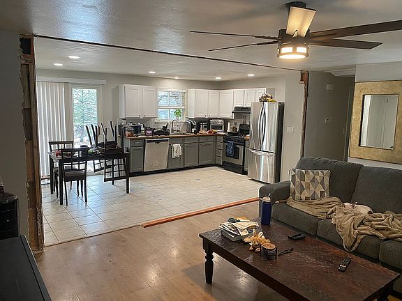 5th image of 1024 E Serpentine Way
