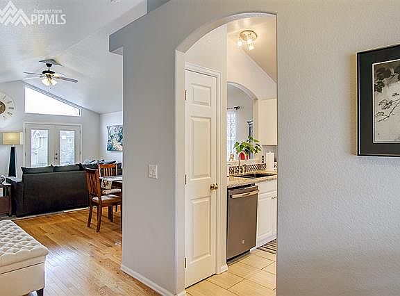 5th image of 6334 Gemfield Dr