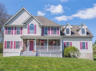 20 Long Hill Rd, Newton, NJ 07860