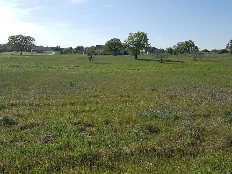 2nd image of 184 Oak Grove Pkwy