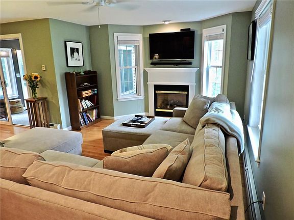3rd image of 80 Plymouth Grove Drive #80