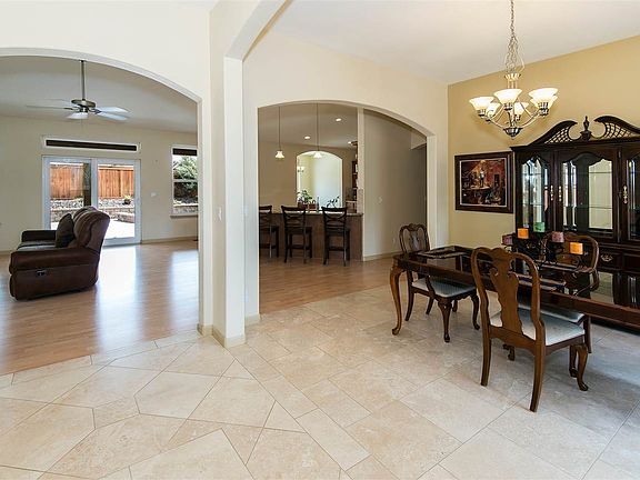 4th image of 1031 Rocky Terrace Dr
