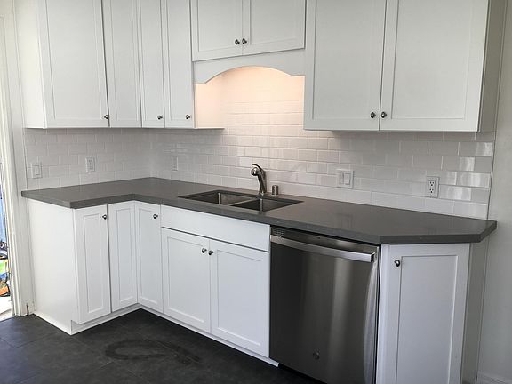 4th image of 5509 Beck Ave