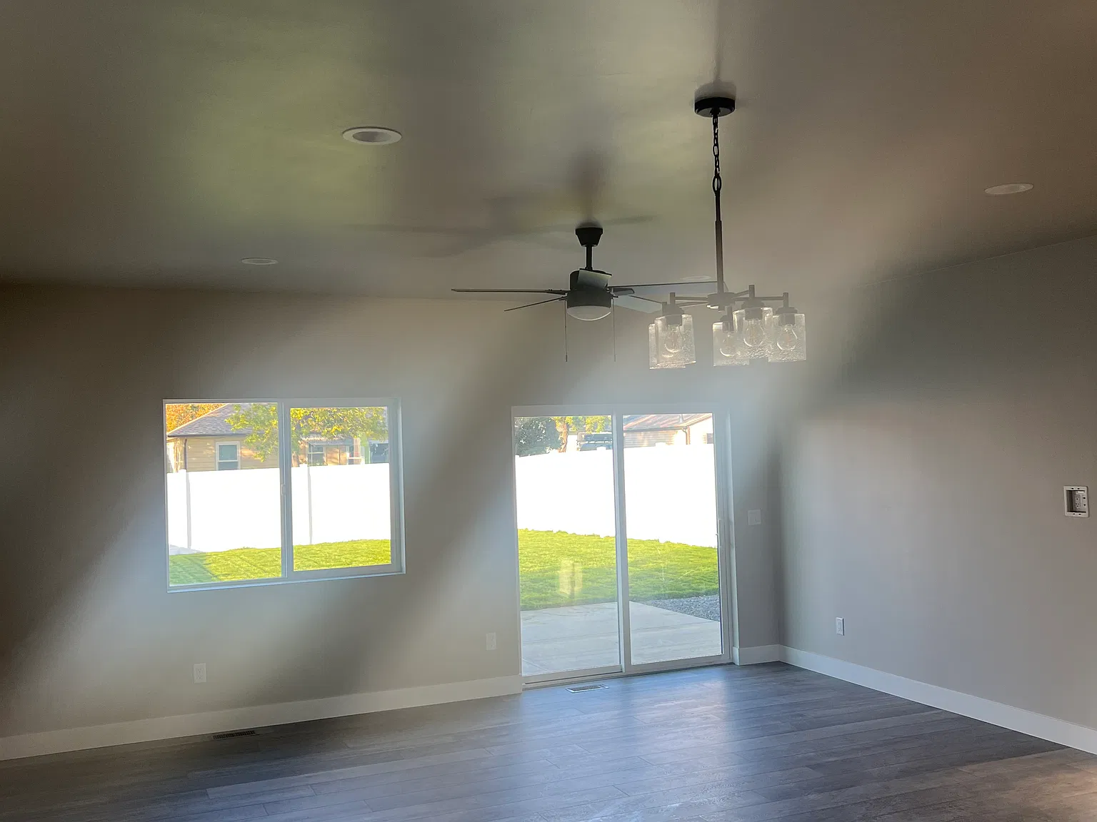 2 bed, $1,600 — Photo 3