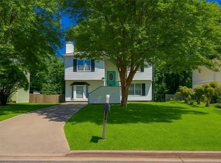 5250 Forest Downs Ln, Atlanta, GA 30349