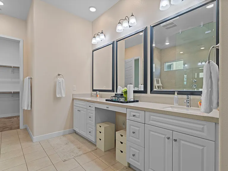 1628 Park Run Ln — Photo 32