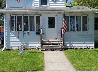 49 Beach St, Massena, NY 13662