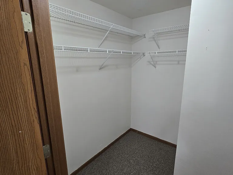 1001 Rockefeller Ln #2 — Photo 21