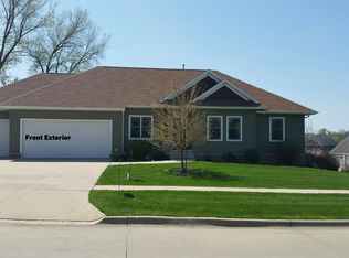 1991 Ollinger Dr, Coralville, IA 52241