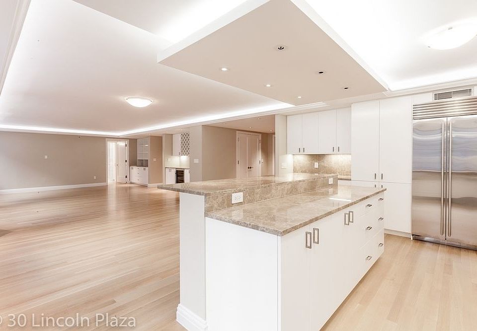 1st image of 30 W 63rd St #4BCD