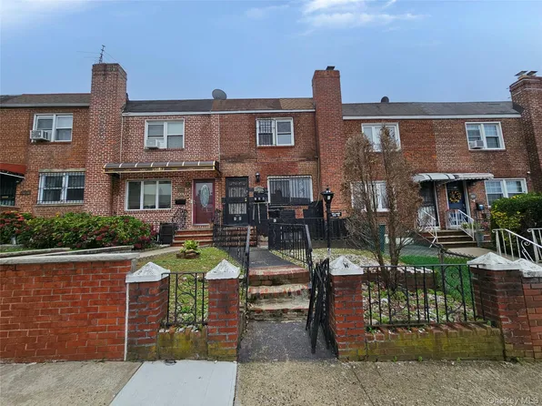 21610 115th Court, Cambria Heights, NY 11411