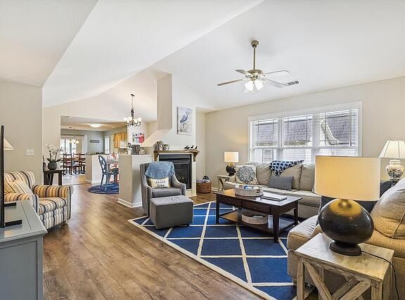 2nd image of 33720 Chatham Way