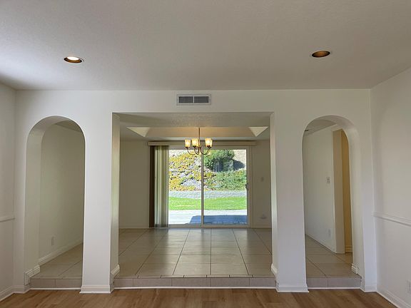 5th image of 3421 Haven Way