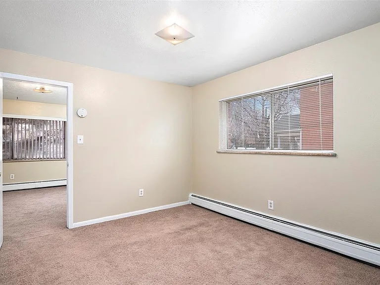 Downing Apartments — Photo 9