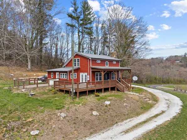 1710 Brannon Rd, Mills River, NC 28759