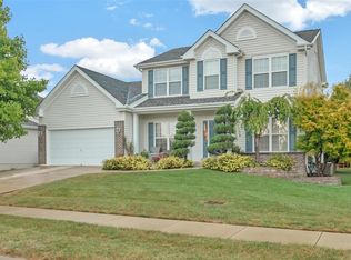 125 Park Ridge Dr, O'Fallon, MO 63366