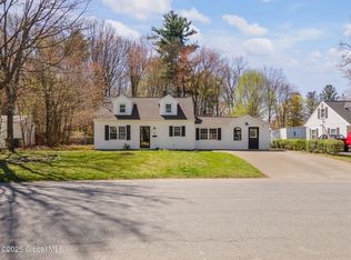 1047 Outer Dr, Schenectady, NY 12303