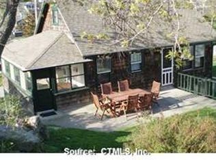 8 James St, Stonington, CT 06378