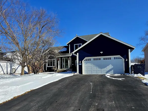 4401 Braddock Trl, Eagan, MN 55123