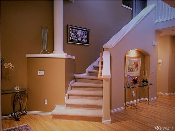 2nd image of 12517 NE 102nd Pl