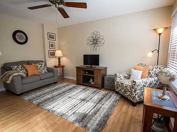 4th image of 1081 Rainwood Dr
