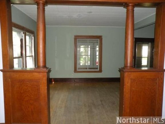 4th image of 4134 Girard Ave N