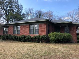 3704 Gilbert Dr, Shreveport, LA 71104