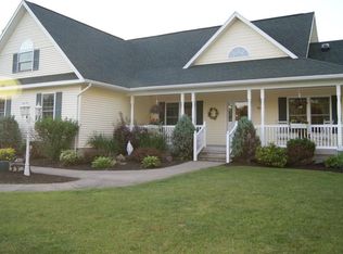 648 Paradise Rd, Central Square, NY 13036