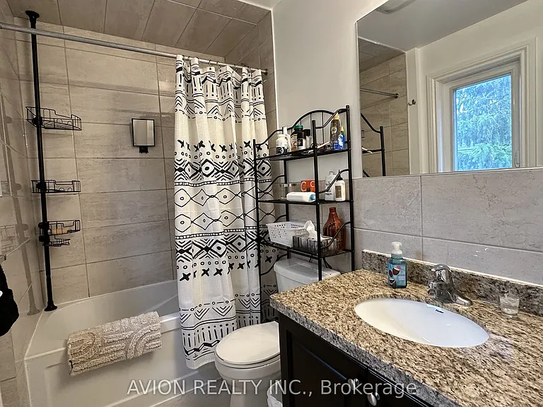 294 Warden Ave — Photo 19