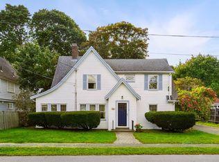 6 Palmer Rd, Marblehead, MA 01945