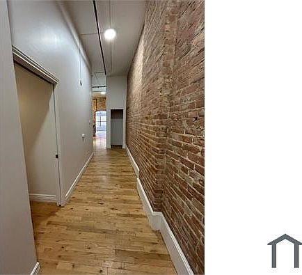 4th image of 208 W Michigan Ave APT 2J