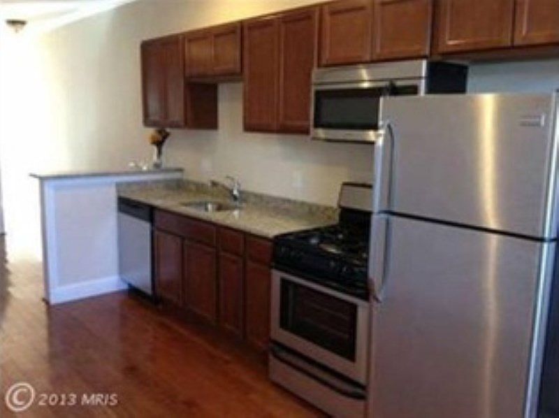 1st image of 442 E Lorraine Ave