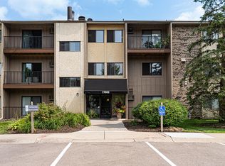 Hunters Ridge, Minnetonka, MN 55345